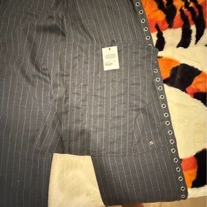 Gray Pinstripe top with Eyelet Detail am matching pant